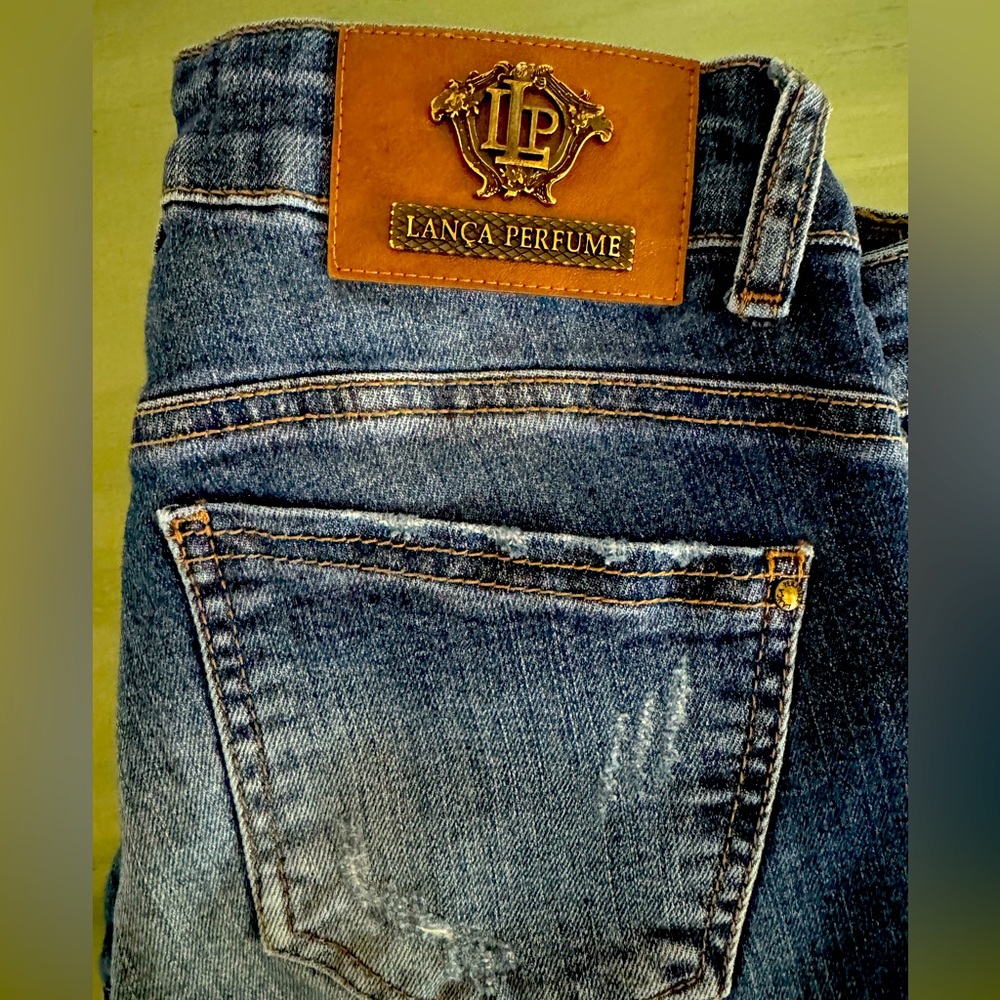 Lanca Perfume Jeans
